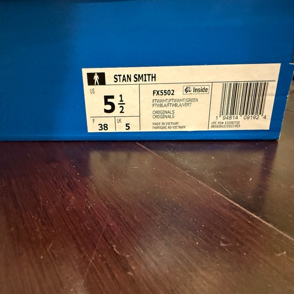 Adidas Stan Smith unisex white/green shoe. New in box! - Picture 3 of 3